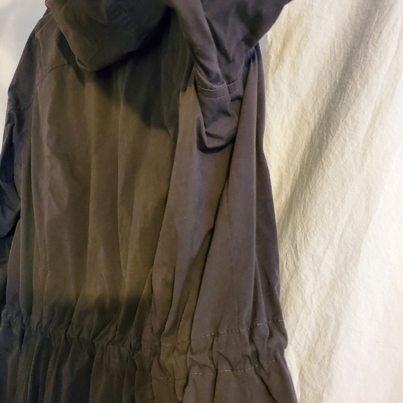 Roots Martinriver water resistant jacket size sm - Picture 13 of 16